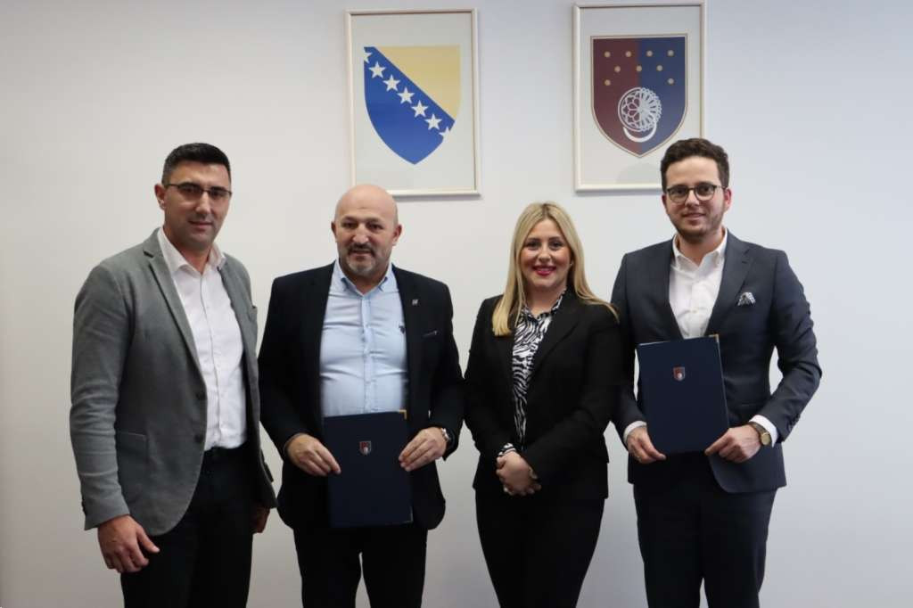 Plaće uposlenima u kantonalnim javnim ustanovama socijalne zaštite od januara veće za 10 posto