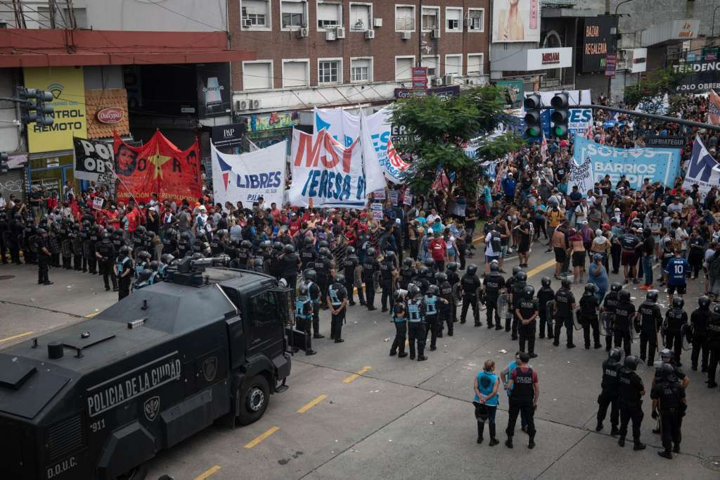 Argentinska policija sukobila se s demonstrantima koji protestuju protiv mjera štednje