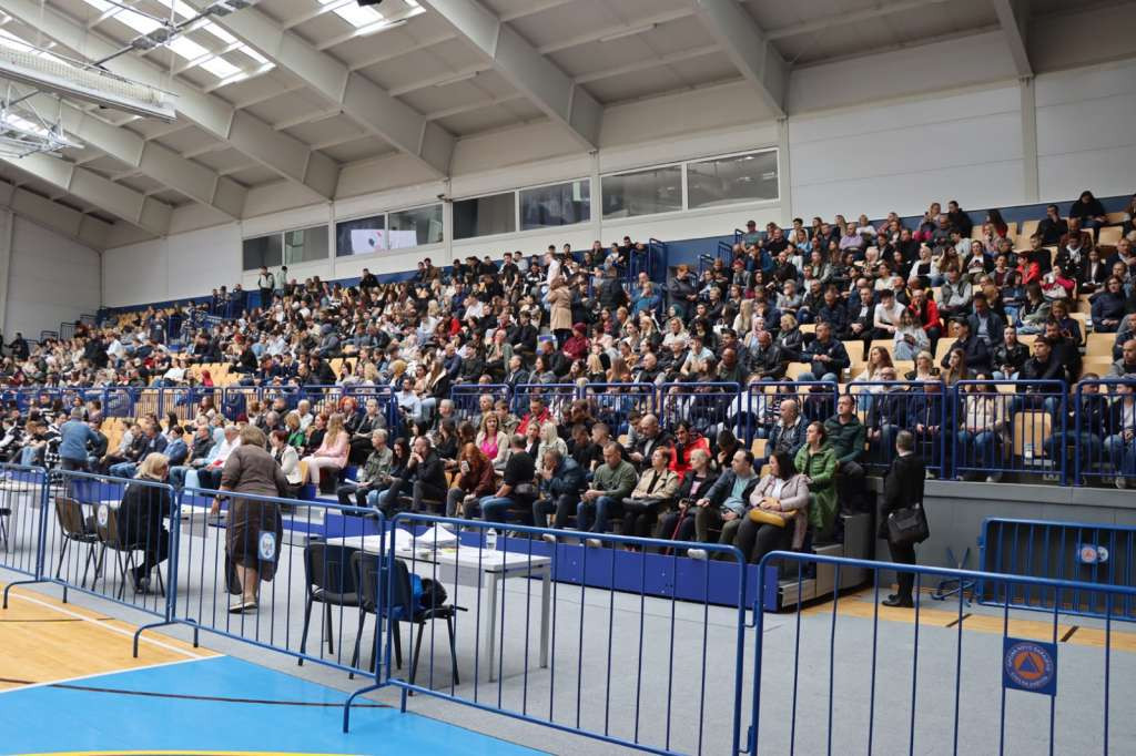 Općina Novo Sarajevo izdvojila blizu milion KM za stipendiranje 1.098 učenika i studenata