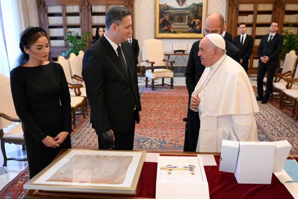 Bećirović: Vatikan podržava suverenitet BiH, zahvalio sam papi i Svetoj stolici na podršci
