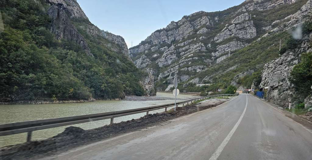 Na MP Jablanica-Mostar saobraćaj obustavljen od 07 do 19 sati, saobraća se alternativnim pravcima