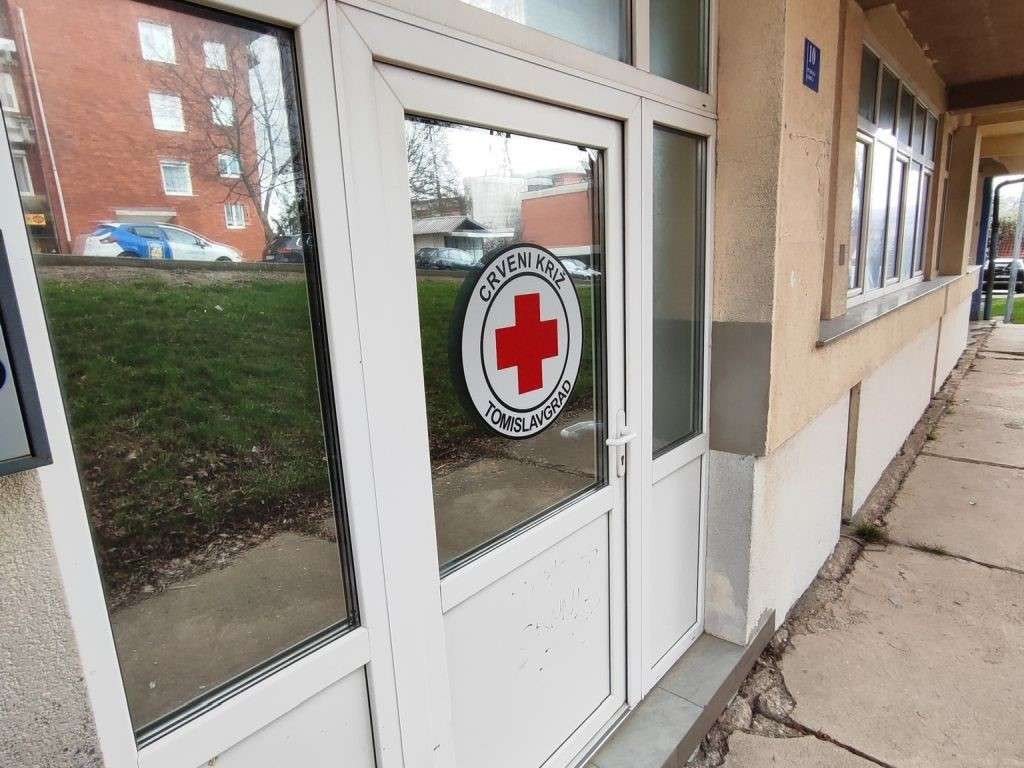 Projekt Crvenog križa za podršku starijim osobama u svakodnevnim poslovima