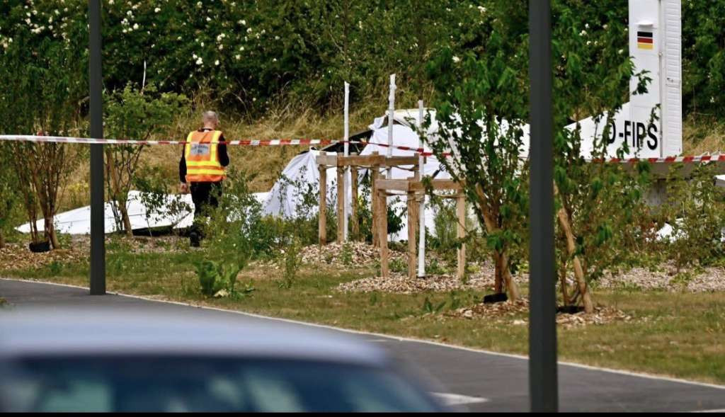 Jedanaest osoba stradalo u padu aviona u Francuskoj