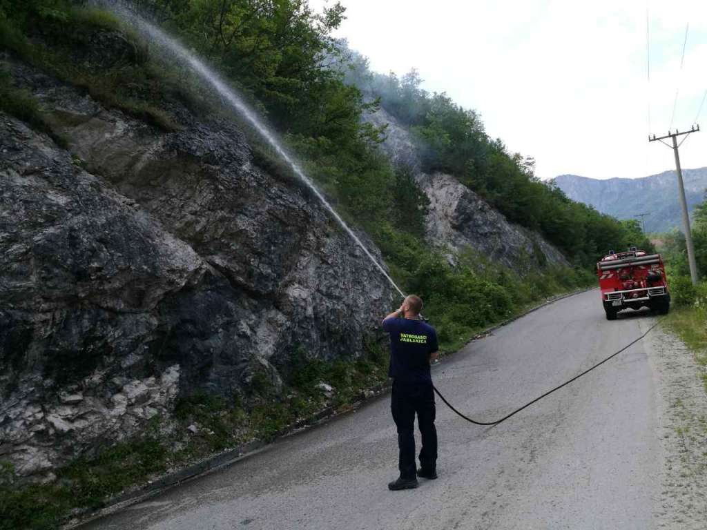 MUPZDK: Građani upozoreni na opasnosti od sve učestalijih požara