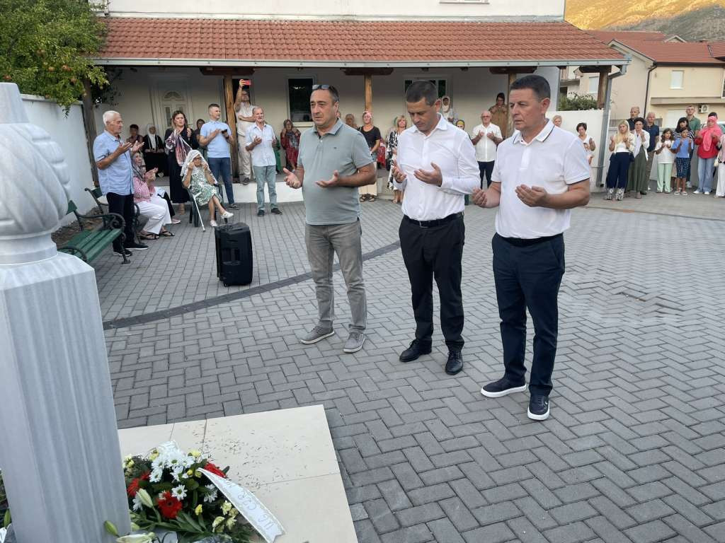 Obilježena godišnjica zločina nad Bošnjacima u Raštanima kod Mostara
