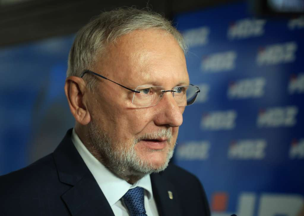 Božinović: Vozač kombija s migrantima Sirijac, ostali izvan životne opasnosti