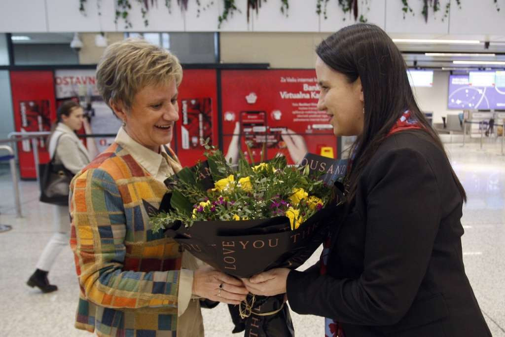 Gradonačelnica Karić dočekala olimpijce na Sarajevskom aerodromu
