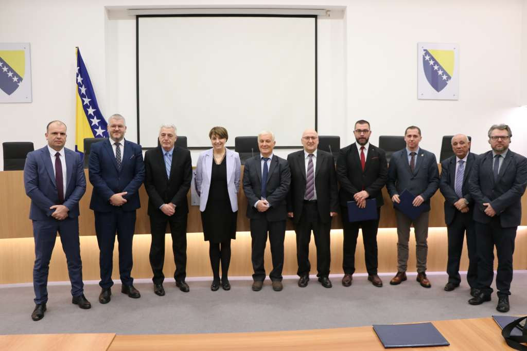 Novoizabranim gradonačelnicima i općinskim načelnicima uručena uvjerenja o dodjeli mandata