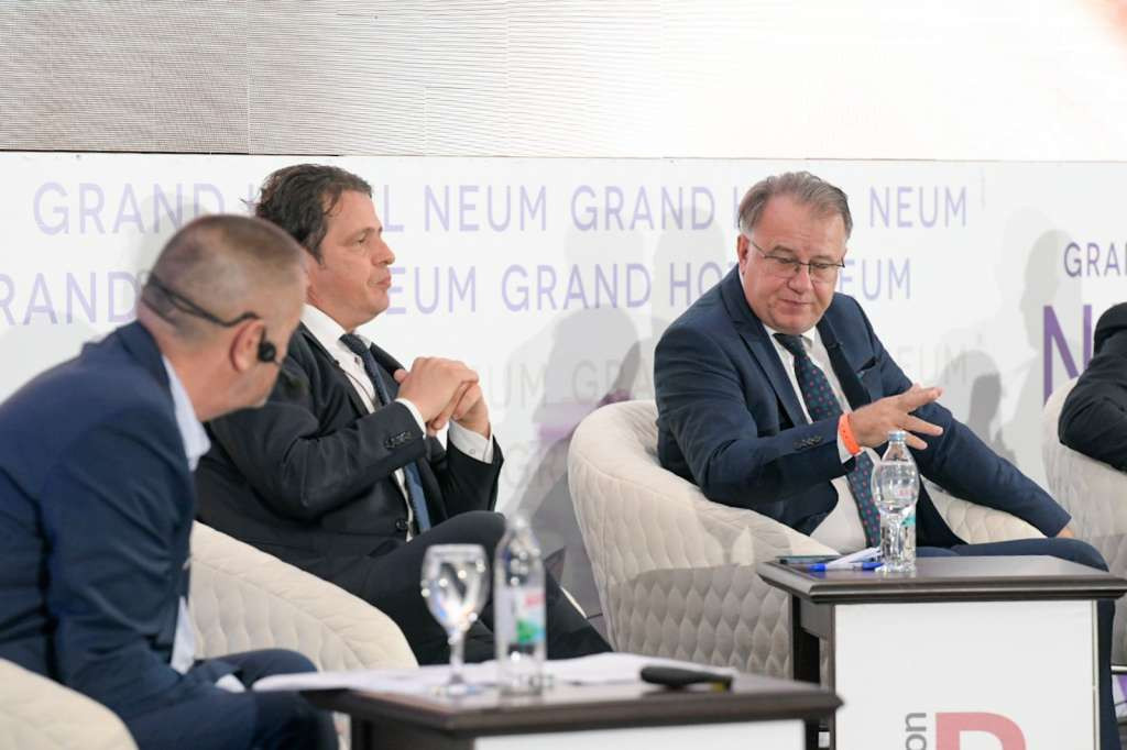 Nikšić, Kraljević i Lakić na otvaranju III Međunarodnog kongresa javnog sektora u Neumu