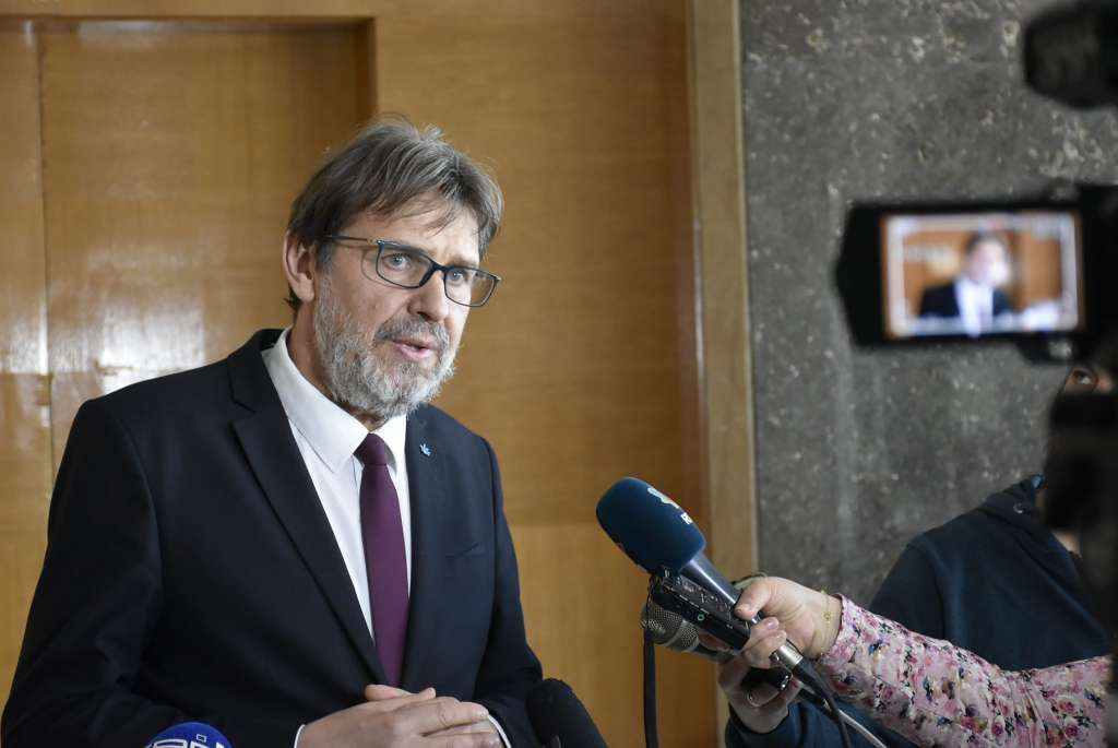 Srbija: Žigmanov kaže da njegovi kritičari žele isto što i Šešelj