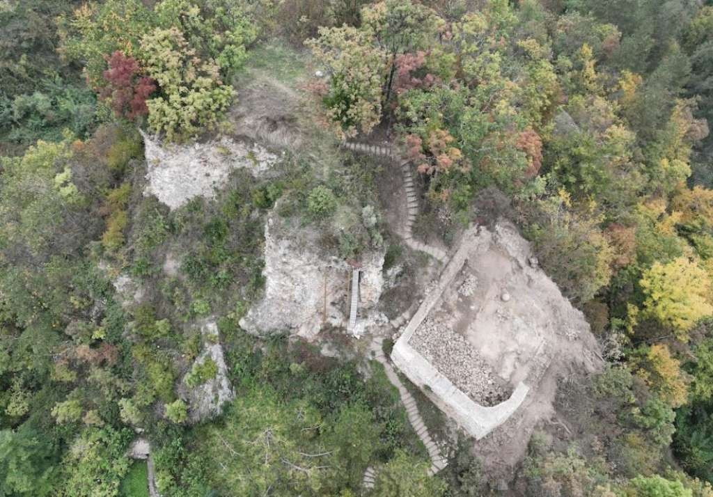 Uspješno okončani arheološki radovi na lokalitetu Starog grada Teočak
