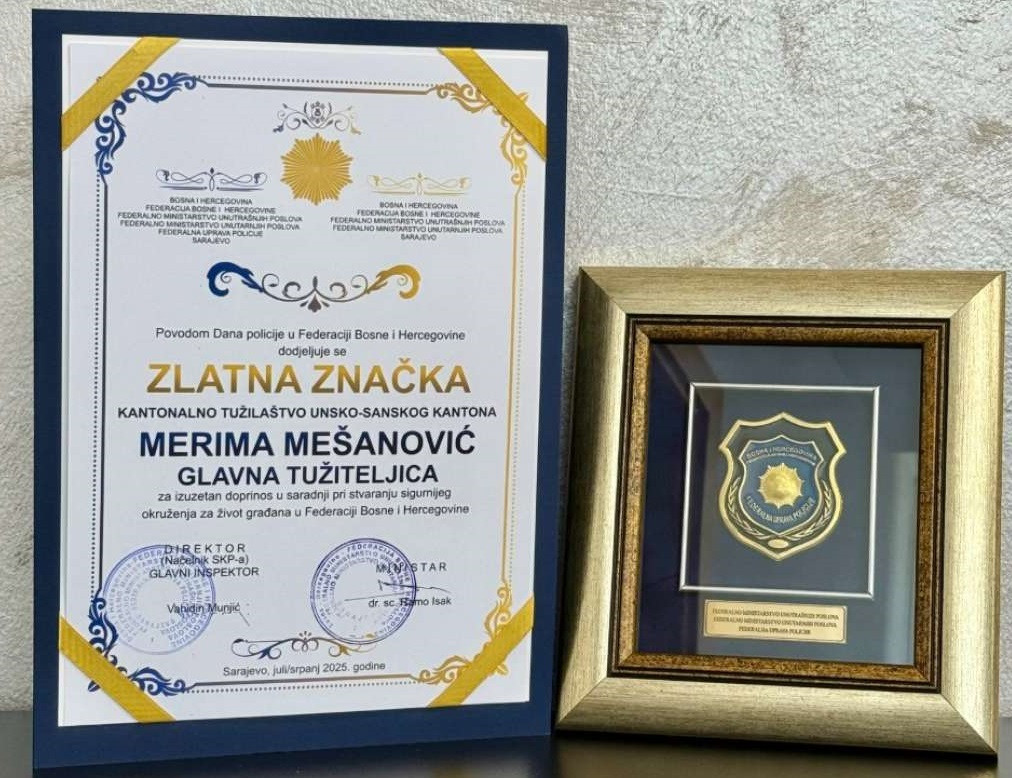 Glavnoj tužiteljici USK Merimi Mešanović uručena zlatna značka za doprinos sigurnosti građana FBiH