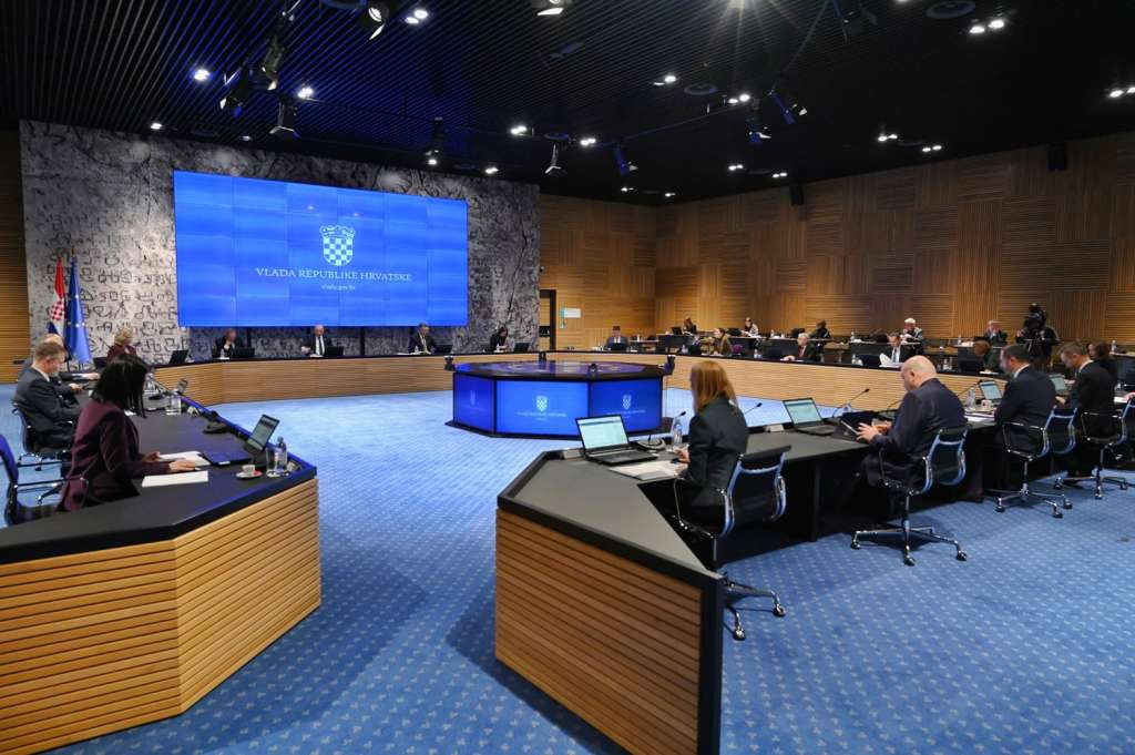 Vlada RH izdvojila 3,4 milijuna eura za Hrvate u BiH i Srbiji