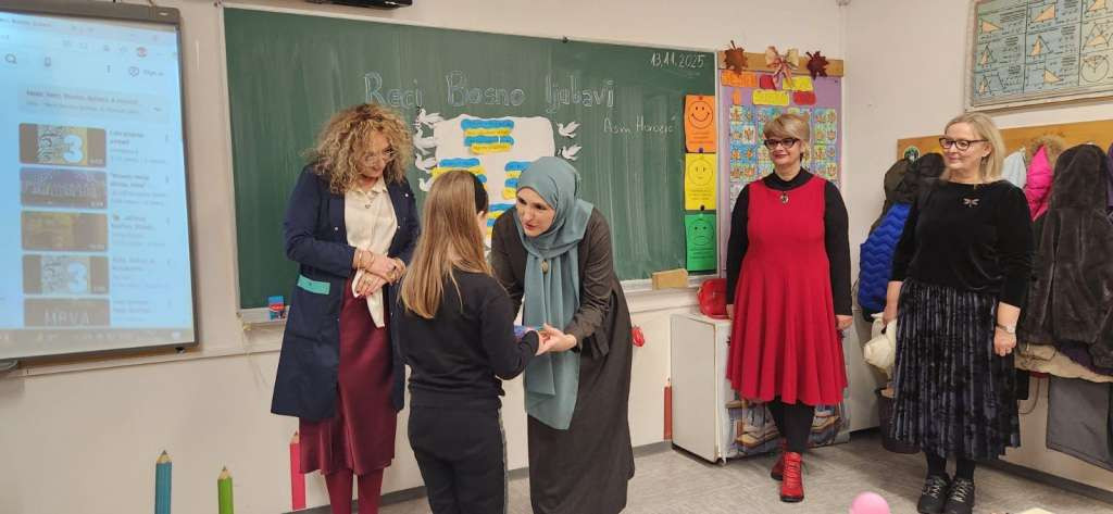 Hota-Muminović u posjeti školama - Podrška razvoju svakog učenika i učenice