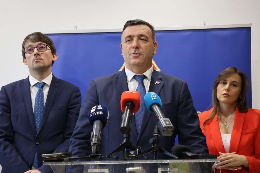 Predrag Čović: Vlada ZHK-a ne ukida pronatalitetne mjere