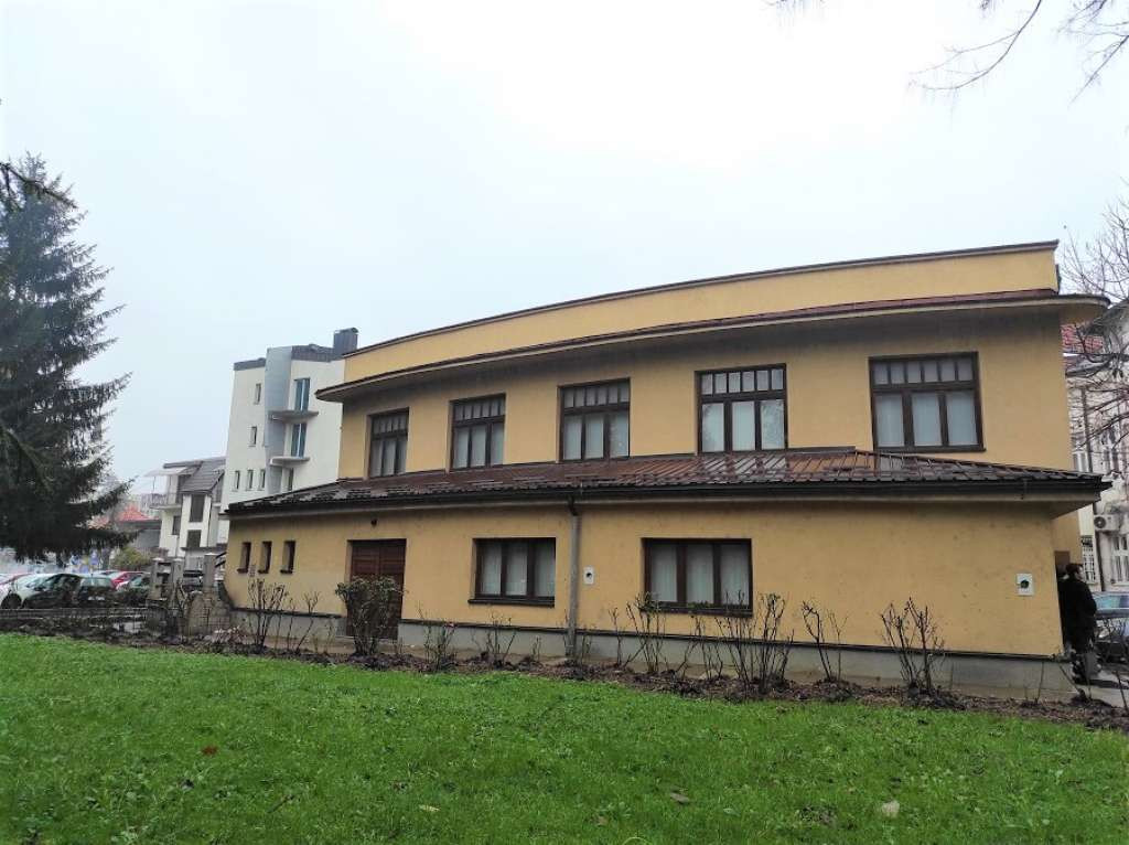 Muzej USK-a posjeduje fototeku koja premašuje 50.000 negativa