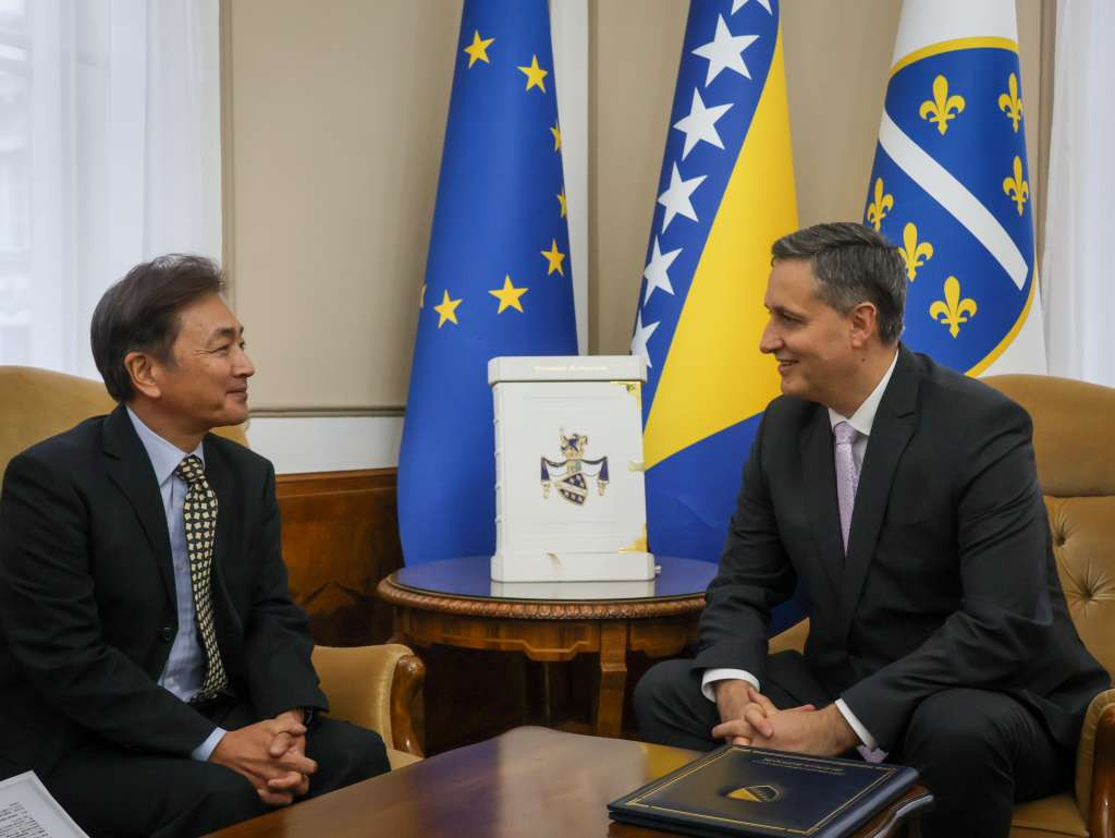 Bećirović: Hvala Japanu za podršku Rezoluciji o genocidu u Srebrenici