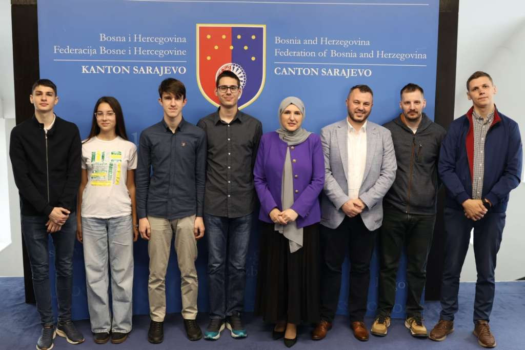 Potpisani ugovori za odlazak učenika iz Kantona Sarajevo na međunarodne matematičke olimpijade