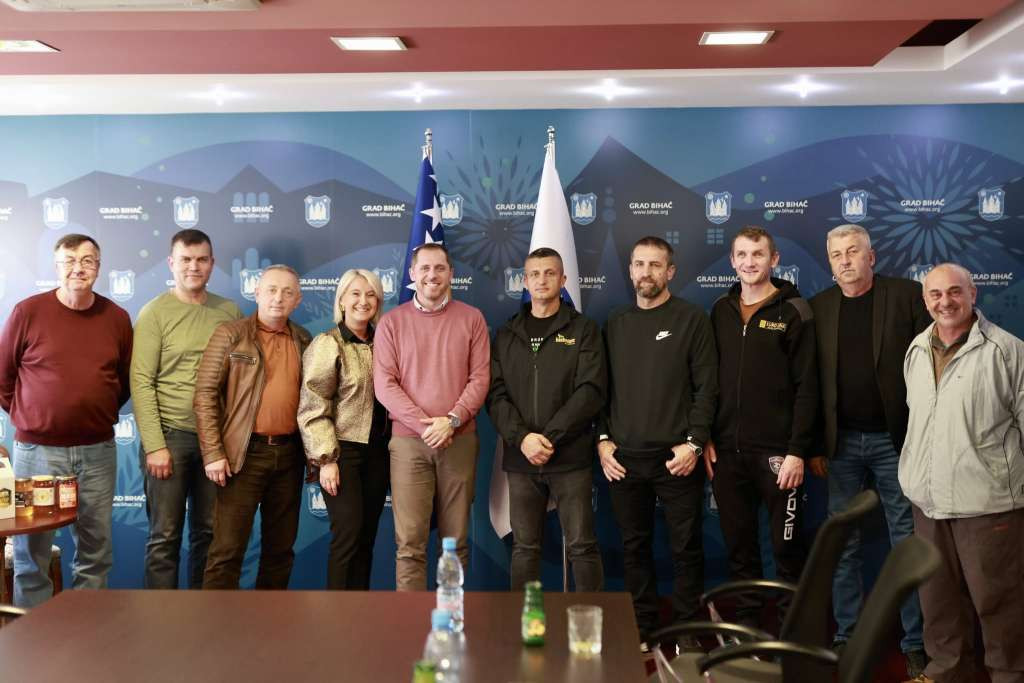 Bihaćki pčelari osvojili vrijedne nagrade na sajmu u Tuzli, Sedić najavio nastavak podrške