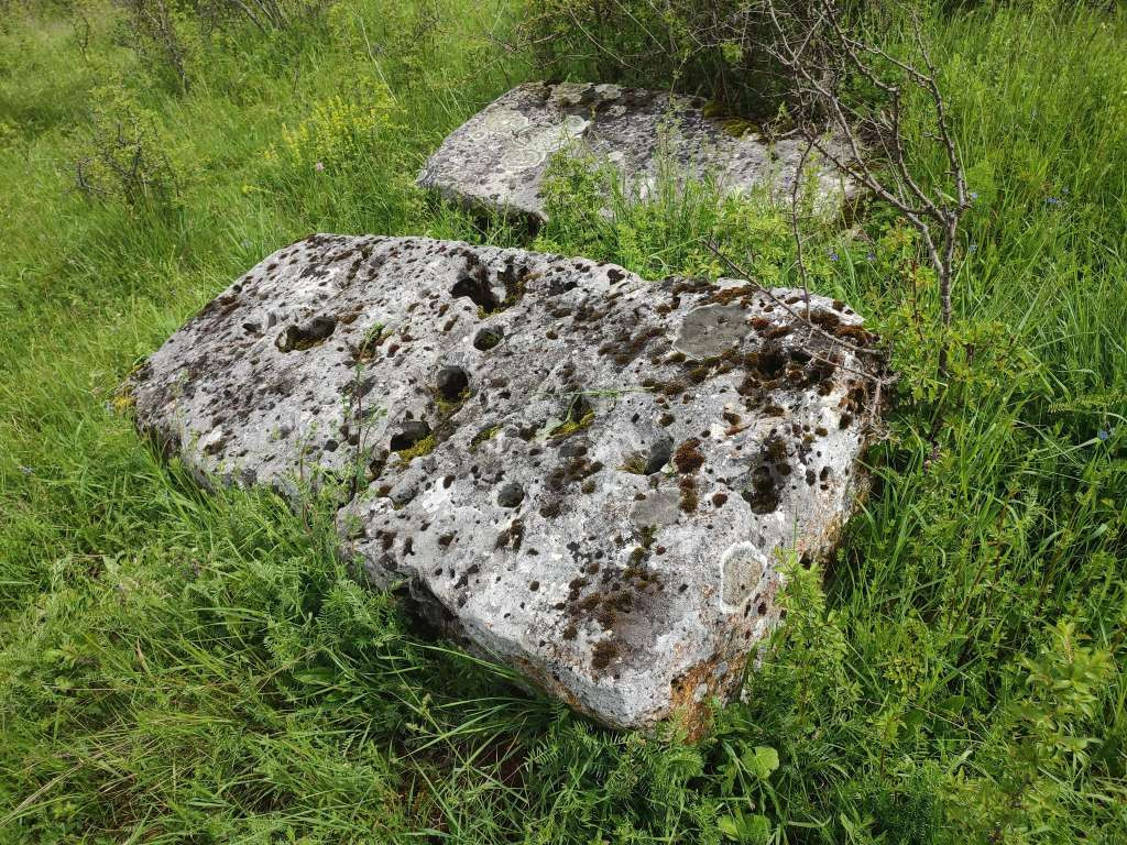 Pronađena neevidentirana nekropola Hanića Han kod Sokoca