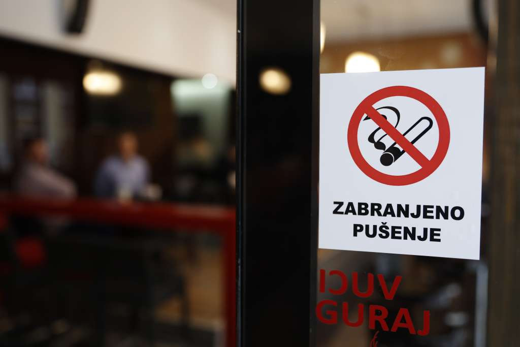 Počinje naplata kazni za kršenje pravila o pušačkim zonama