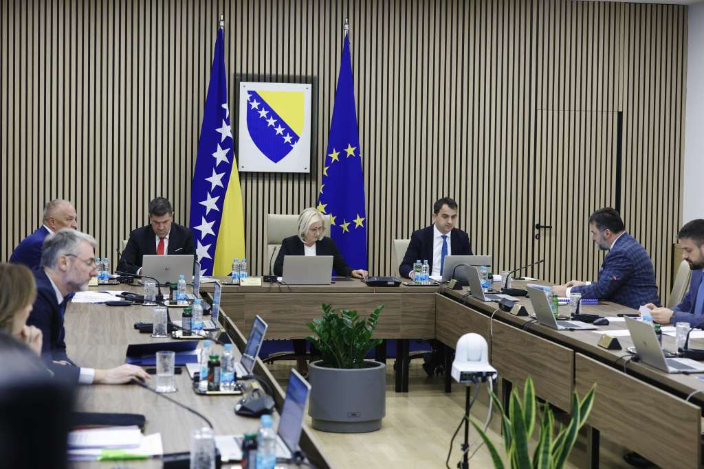 Vijeće ministara BiH danas o privremenoj suspenziji carina na uvoza iz SAD-a