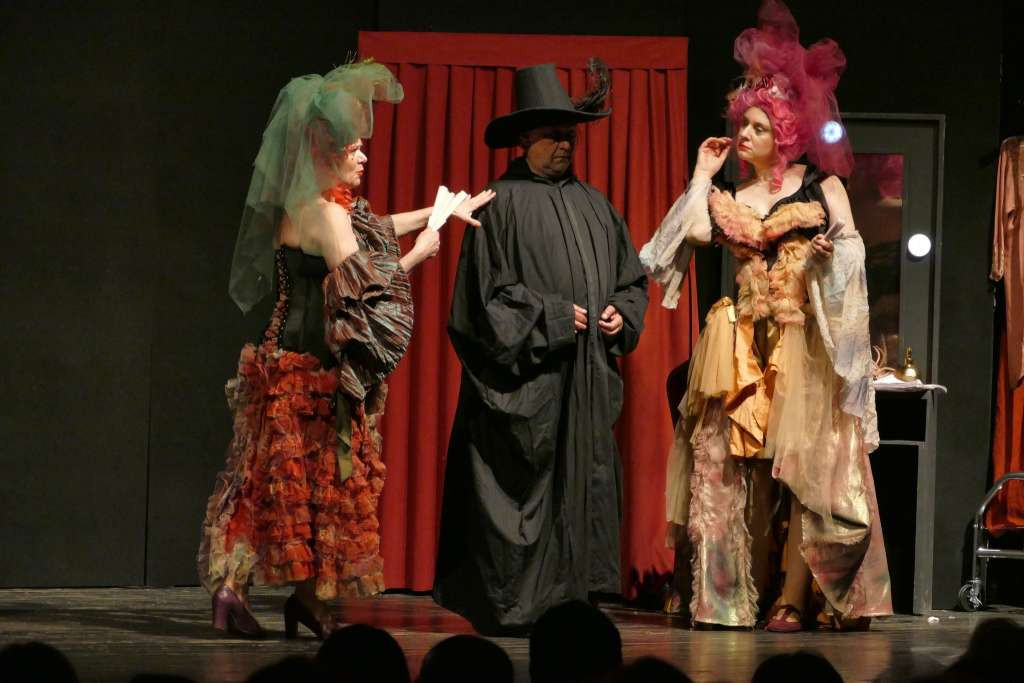 Predstava 'Suparnice' izvedena na Festivalu glumca u Konjicu