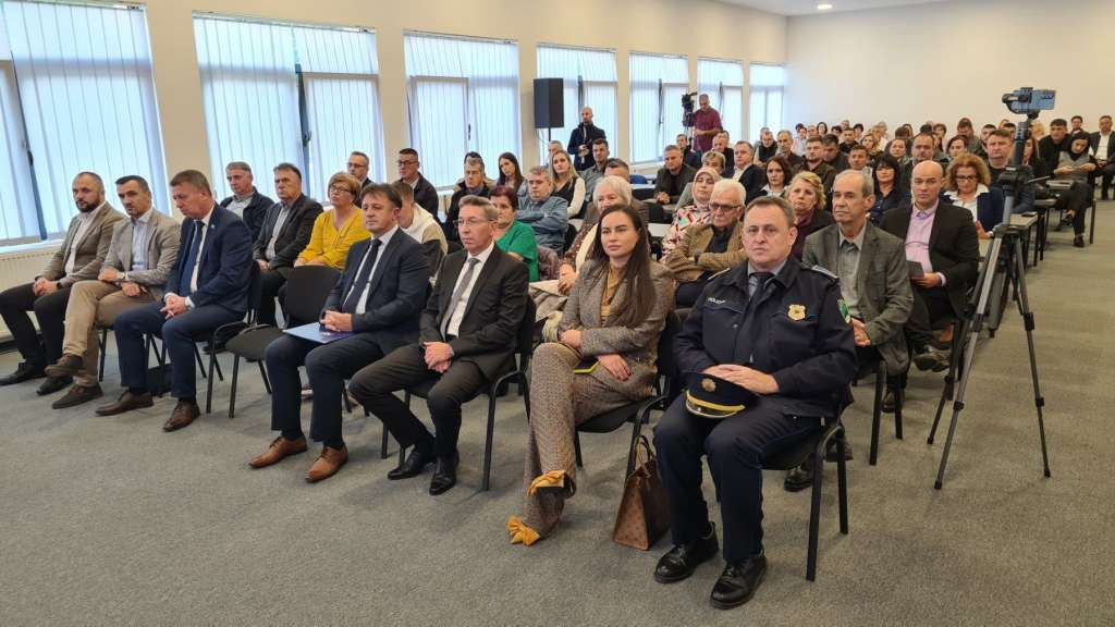 U Gradačcu obilježen Dan Grada, bitke za oklopni voz i Dan „Zlatnih ljiljana“