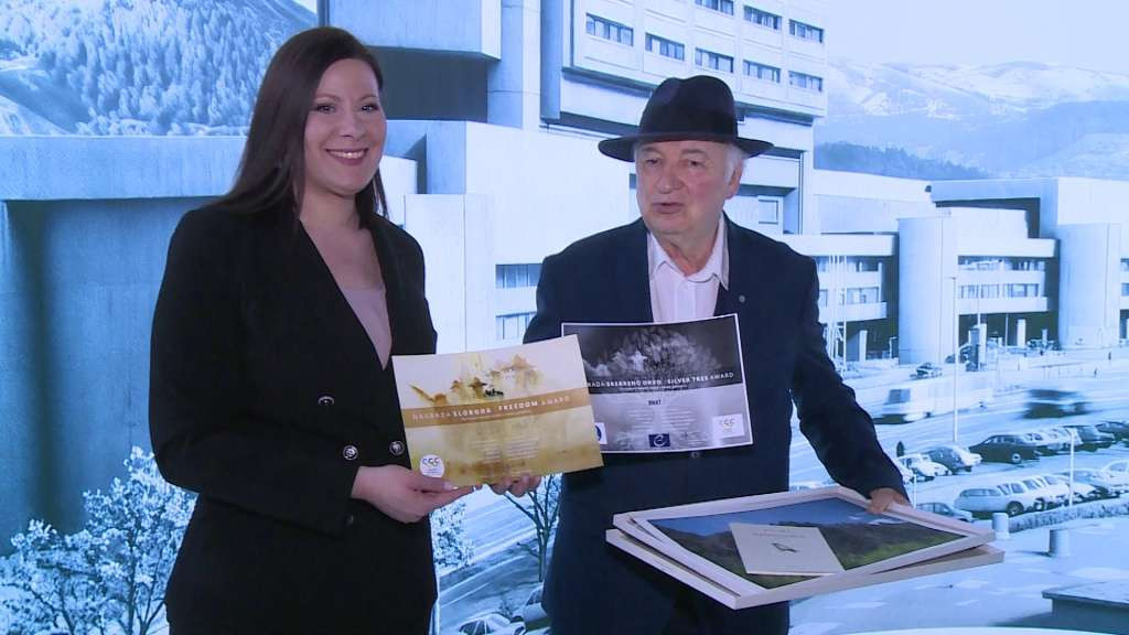 Nedi Tadić Nagrada 'Sloboda' za slobodu govora i humanizam te afirmaciju BiH u zemlji i svijetu