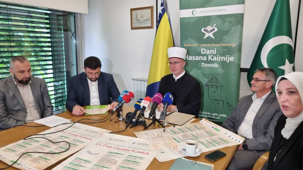 Profesoru Ismetu Bušatliću Povelja za životno djelo 'Hasan Kaimija'