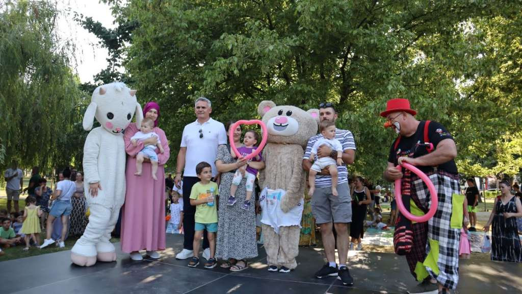 Gradonačelnik Milić otvorio prvu 'Konferenciju beba' u Brčkom