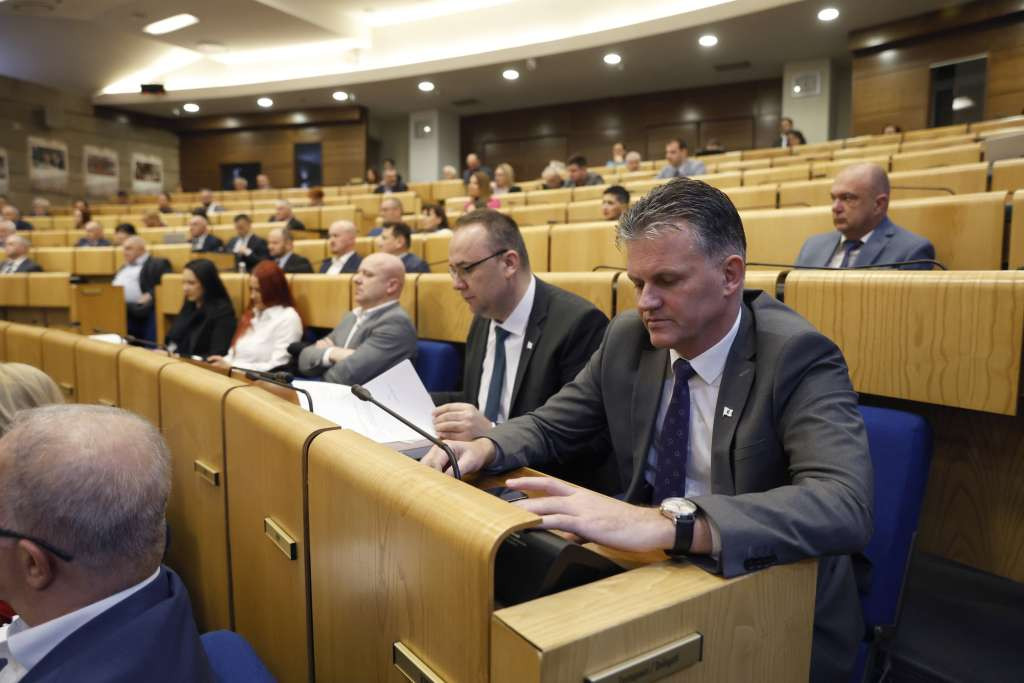 Nakon redovnog, sutra slijedi vanredno zajedanje Doma naroda radi donošenja budžeta FBiH