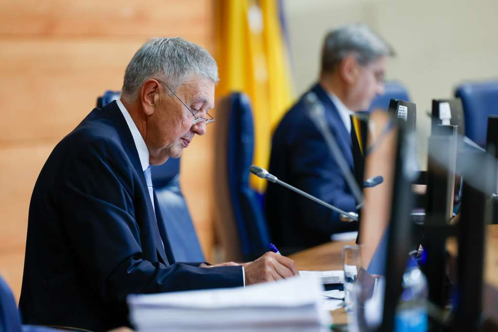Predstavnički dom PSBiH: Usvojen zahtjev za razrješenje Radmanovića