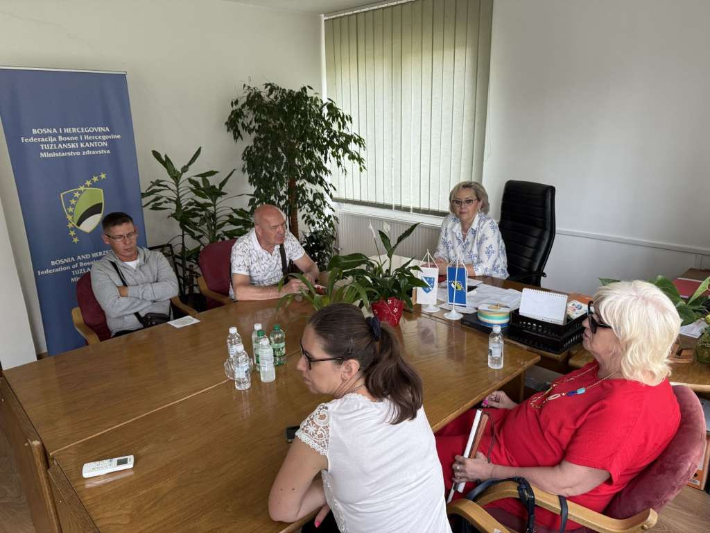 Bećirović razgovarala sa predstavnicima Udruženja građana oštećenog vida Tuzla