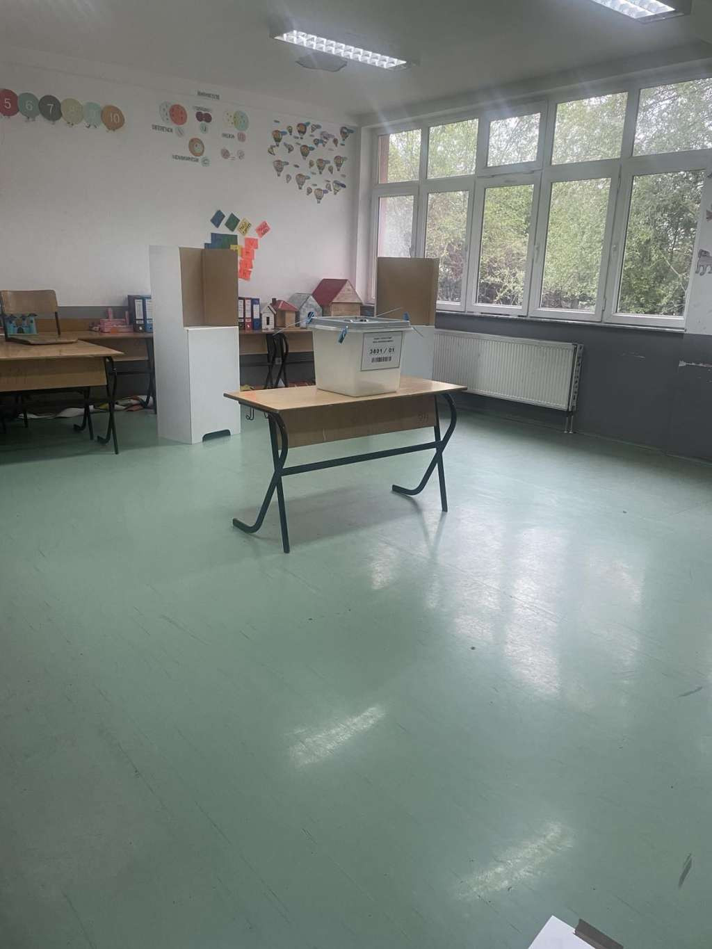 Za lokalne izbore na Kosovu prijavilo se 10 političkih subjekata sa 64 kandidata