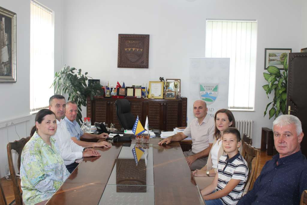 Prijem za Adina Turka, učenika koji će nastupiti na europskom prometno-obrazovnom natjecanju