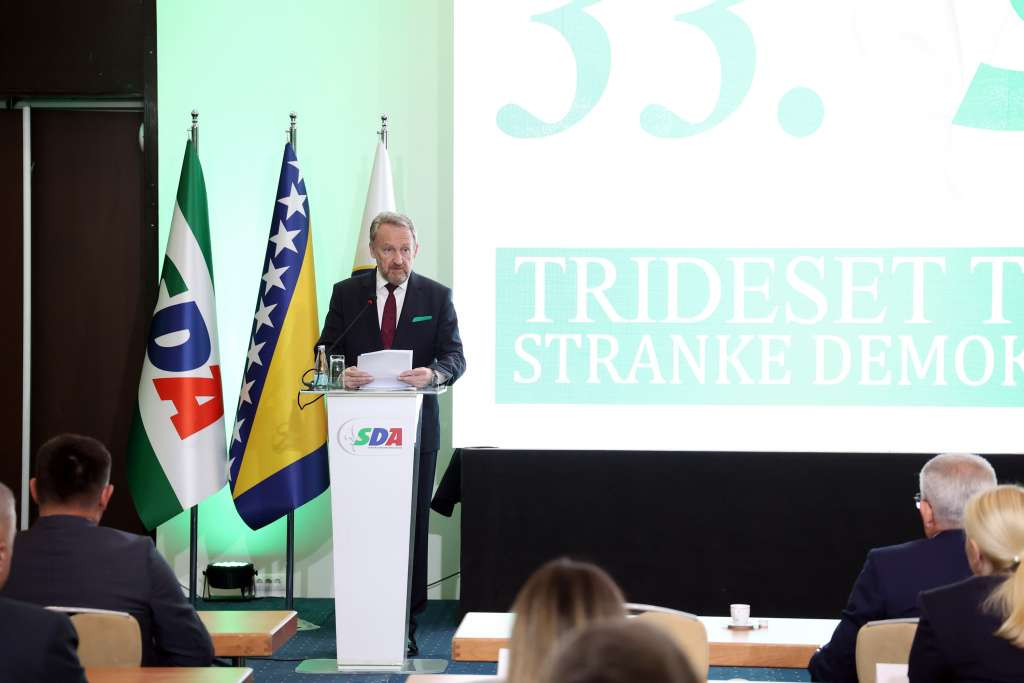 33. godišnjica SDA: Radimo sve za boljitak države BiH i njenog naroda