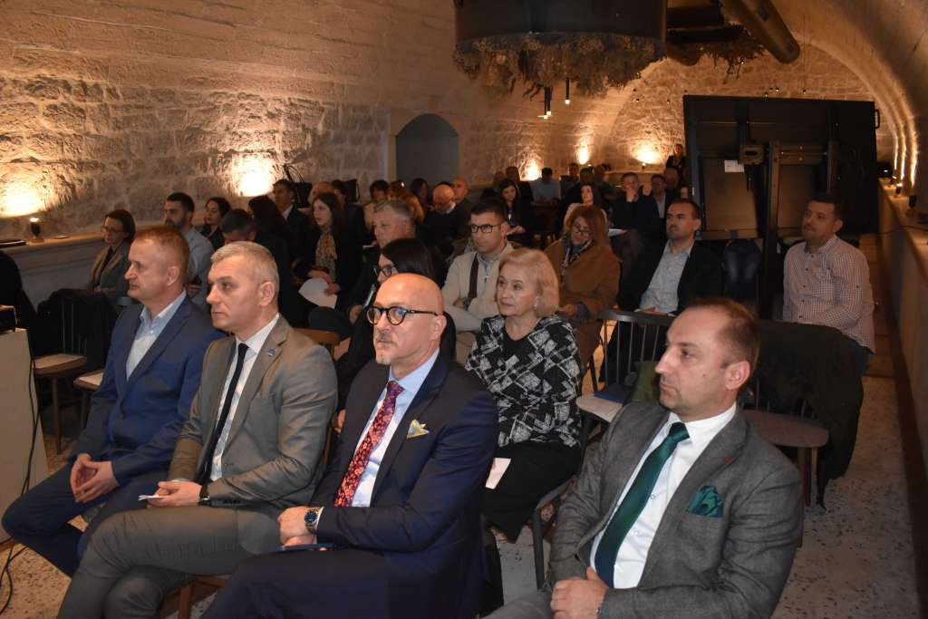 Jačanje sustava kontrole u mljekarstvu BiH: Predstavljena web aplikacija 'FarmLab'