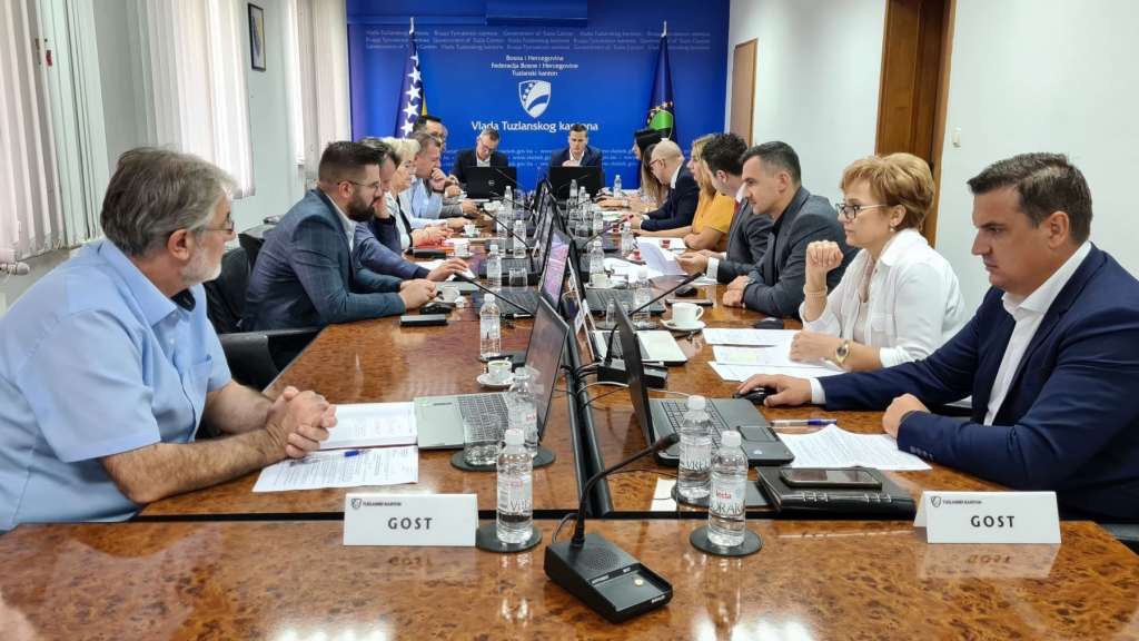 Za pomoć općinama u TK u otklanjanju posljedica prirodnih nesreća 1,9 miliona KM