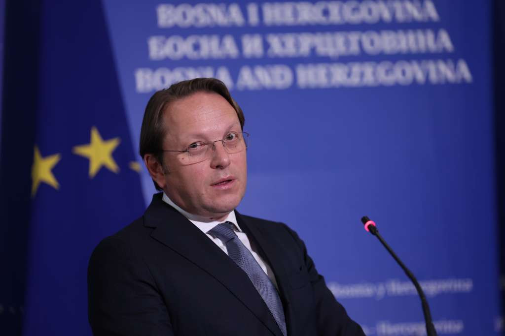 Várhelyi negira umiješanost u špijunsku aferu