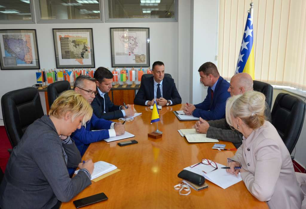 Lakić sa direktorima EPBiH i RMU Kreka - Proizvodnja povećana, plata isplaćena 10. u mjesecu