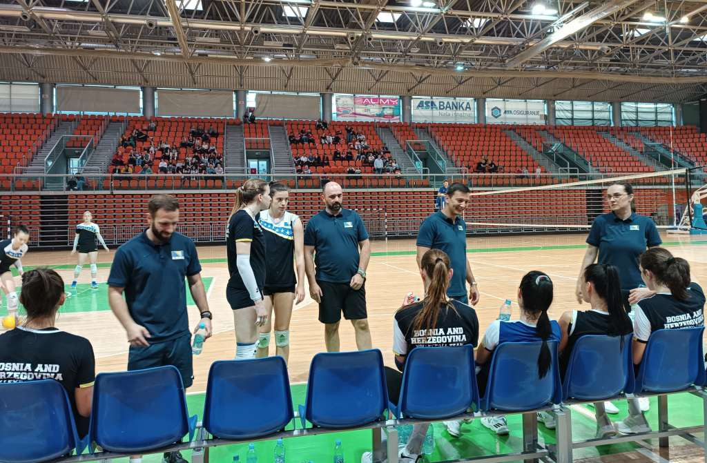 Odbojkašice BiH i Crne Gore prvi kontrolni meč u Zenici odigrale bez pobjednika