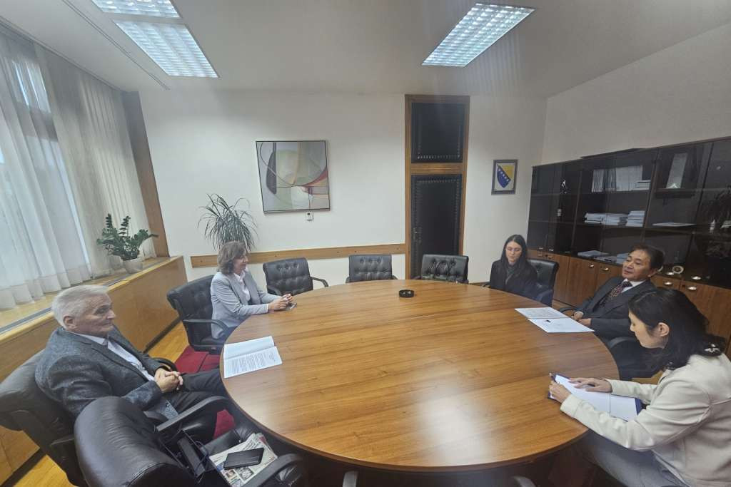 Špirić primio u oproštajnu posjetu ambasadora Japana u BiH