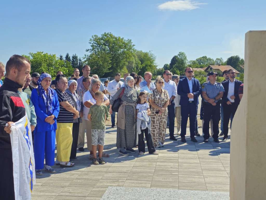 Obilježena godišnjica pogibije 13 pripadnika Petog korpusa u Prijeboju u Republici Hrvatskoj