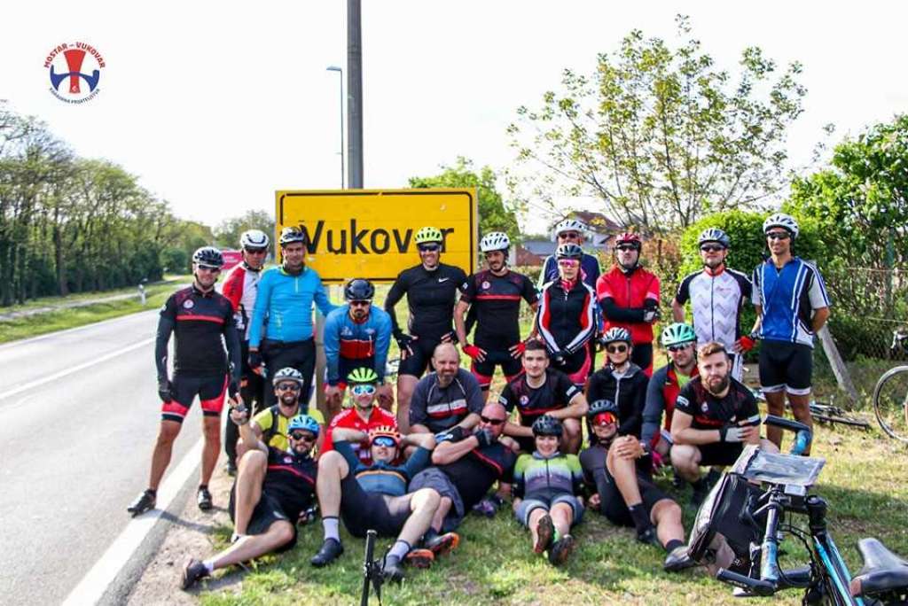 Biciklistička karavana prijateljstva iz Mostara stigla u Vukovar