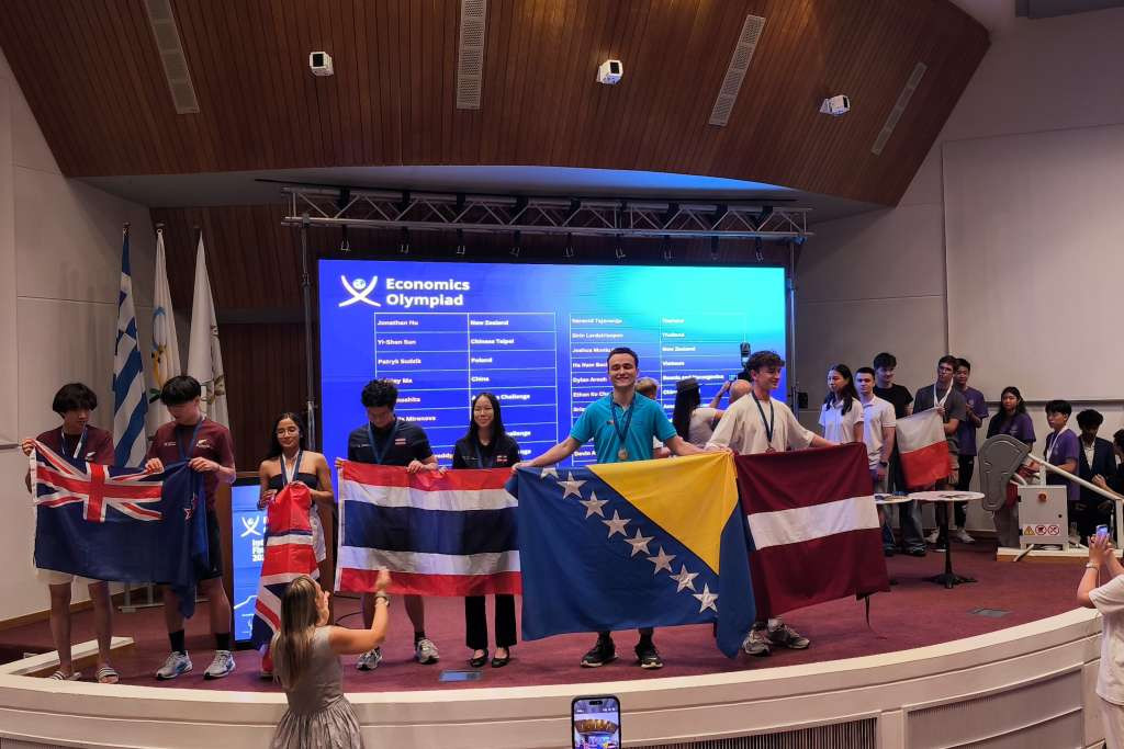 Dylan Arouh osvojio srebrenu medalju za BiH na Međunarodnoj ekonomskoj olimpijadi