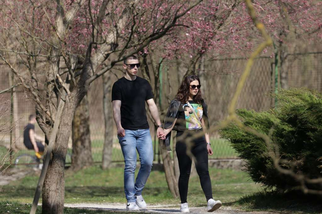 Danas sunčano vrijeme, temperature od 17 do 23 stepena