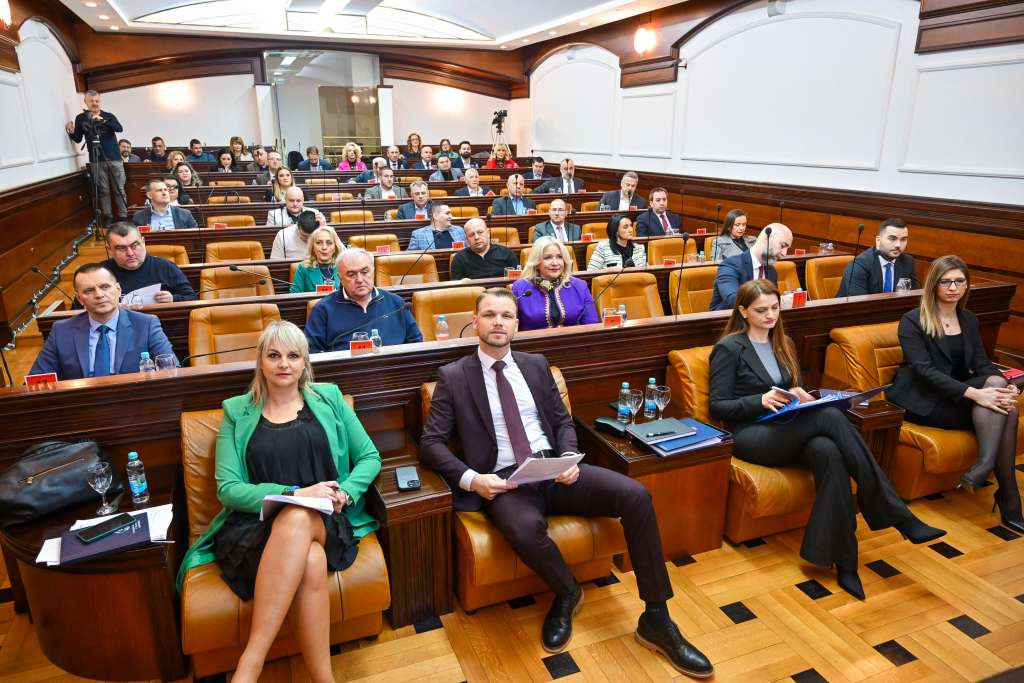 Stanivuković: Grad Banja Luka izgubio tri miliona KM zbog uskraćenih prihoda od PDV i parkinga