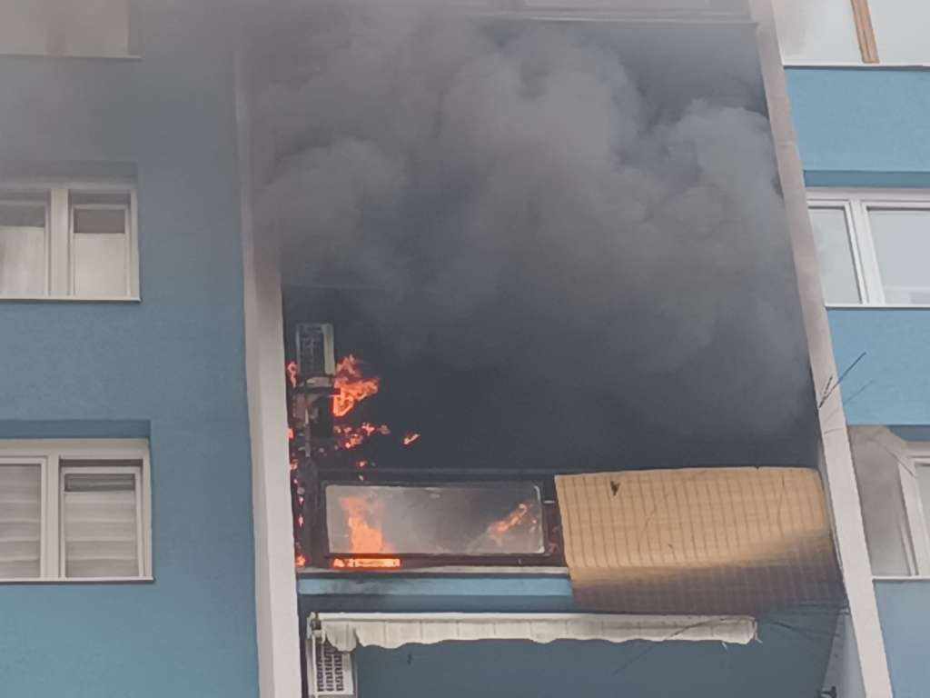 Mogući uzrok požara u stanu u Goraždu neispravan klima uređaj