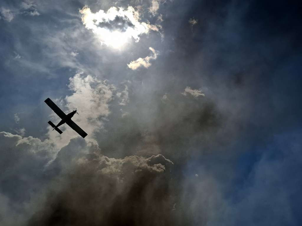 Aktivan požar kod Konjica, u gašenju sudjelovali Air Tractor i helikopter OS-a BiH